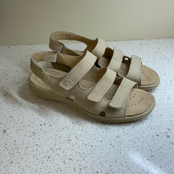 ecco track 3 womens yellow